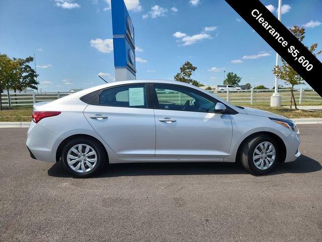 Used 2021 Hyundai Accent SE image 9