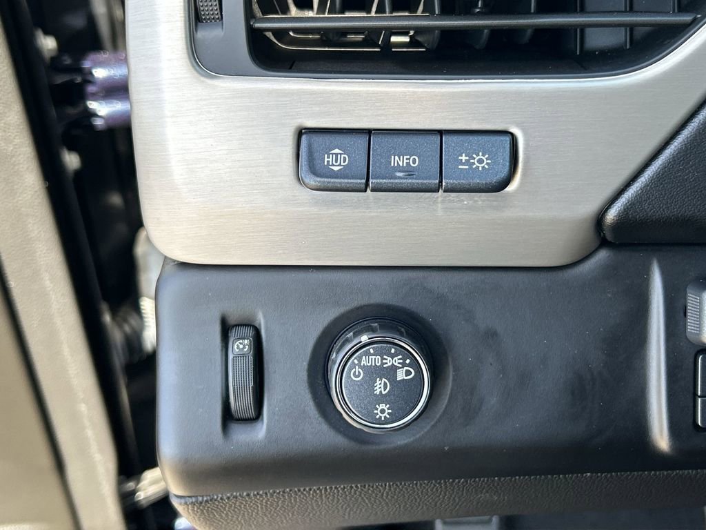 Used 2019 GMC Yukon Denali image 18