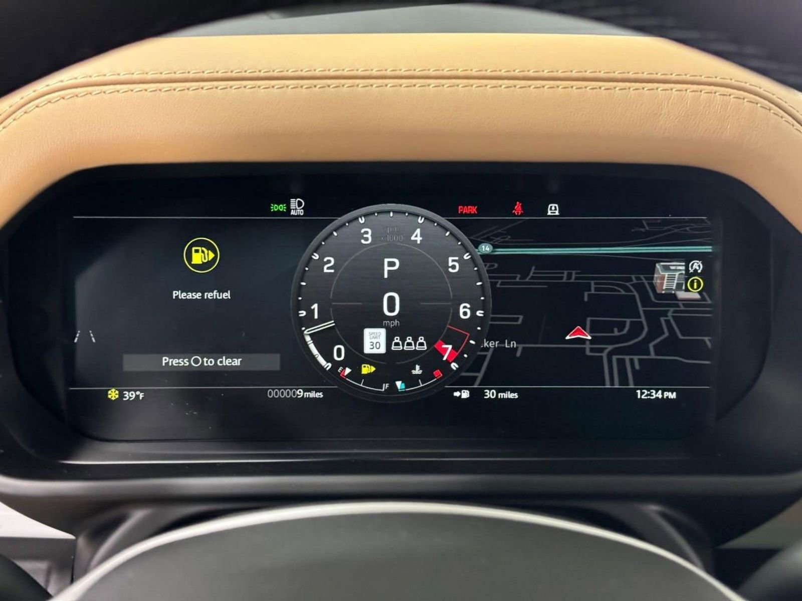 New 2026 Land Rover Defender 110 X-Dynamic SE image 32