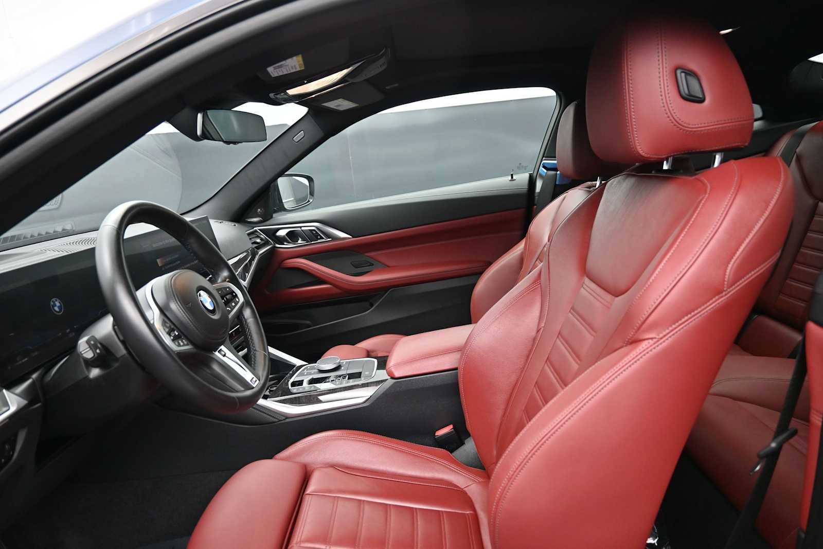 Used 2024 BMW 430i Coupe w/ M Sport Package RWD image 10