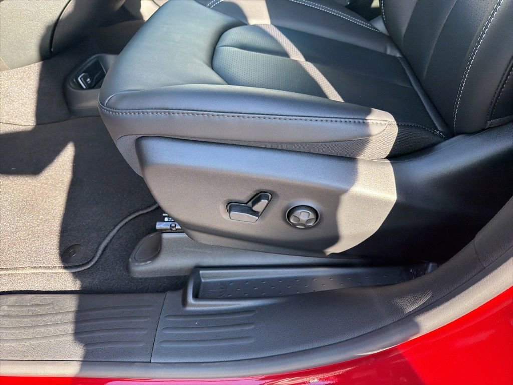 New 2026 Chrysler Pacifica Select FWD image 25