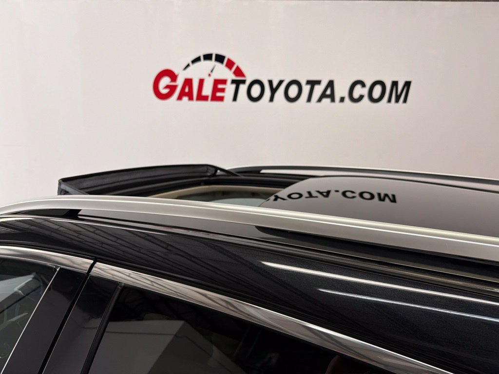 Used 2012 Cadillac SRX Luxury FWD image 5