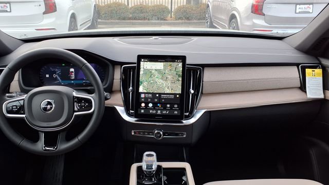 New 2026 Volvo XC90 B6 Plus w/ Protection Package Premier image 21