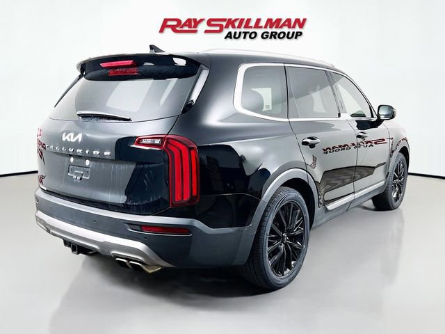 Used 2022 Kia Telluride SX w/ Towing Package FWD image 7