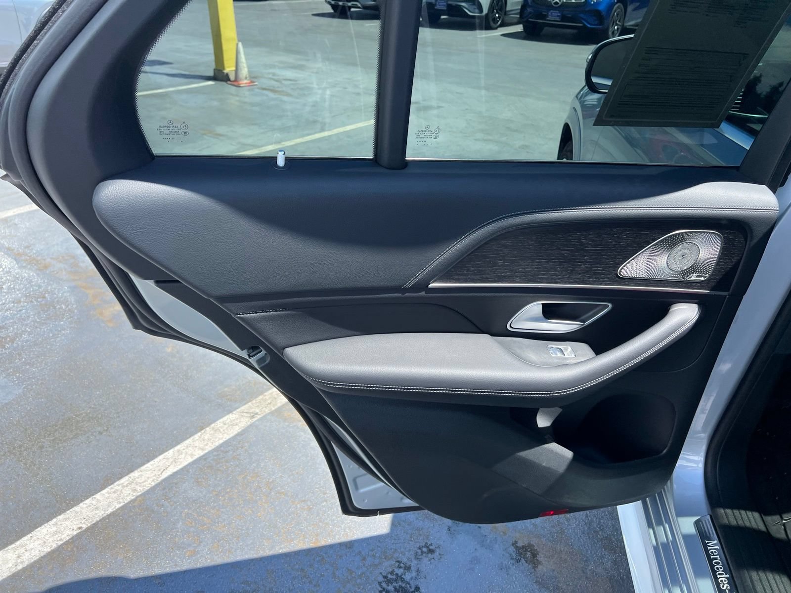 Used 2024 Mercedes-Benz GLE 450 4MATIC image 17