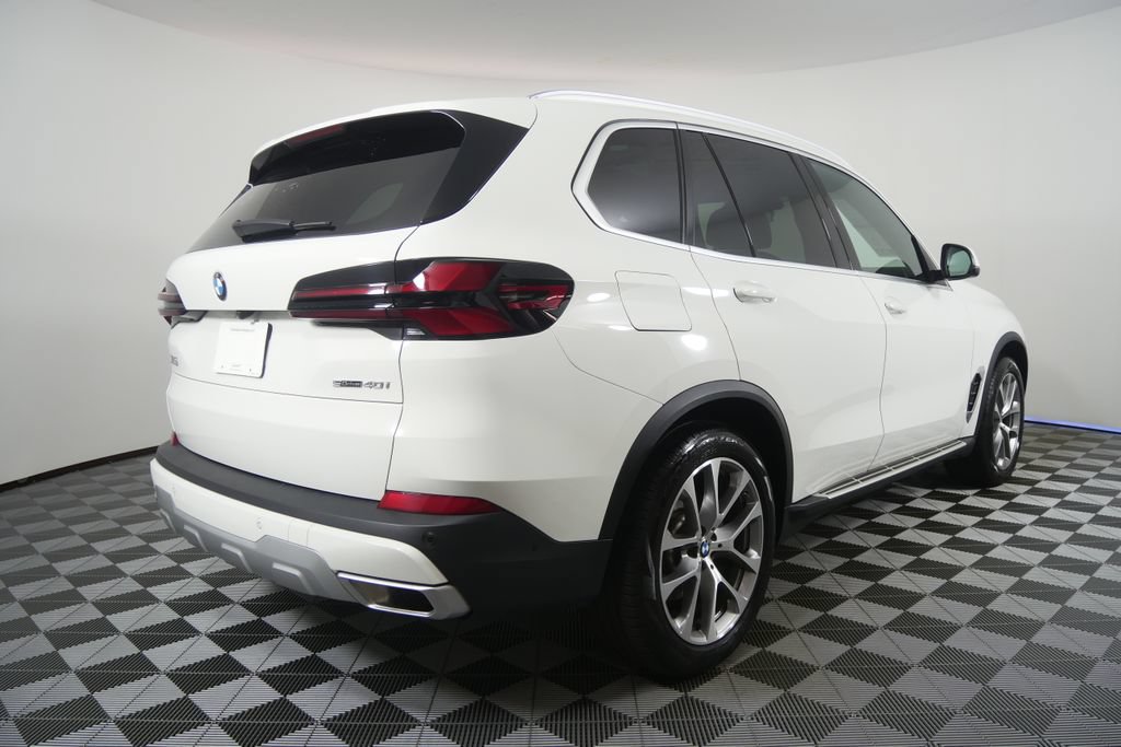 Certified 2026 BMW X5 sDrive40i w/ Climate Comfort Package RWD image 5