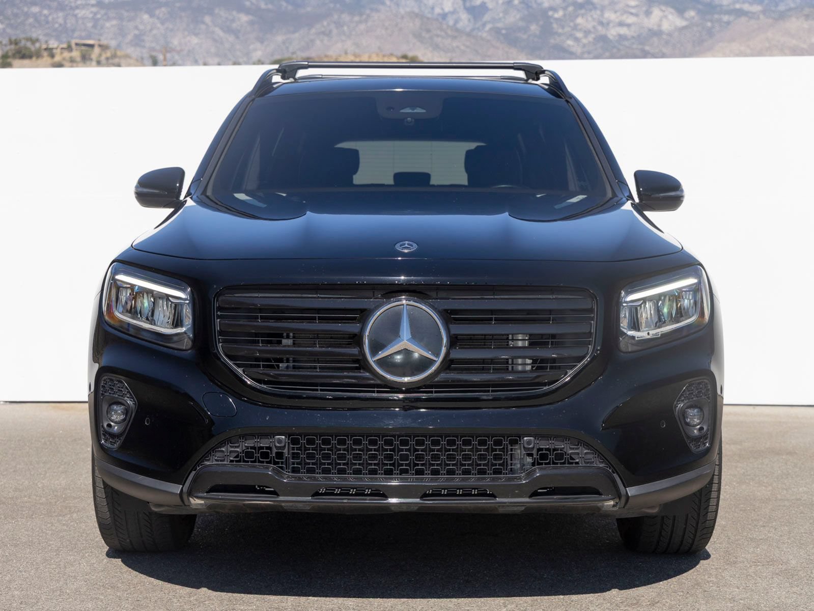 Used 2025 Mercedes-Benz GLB 250 image 4