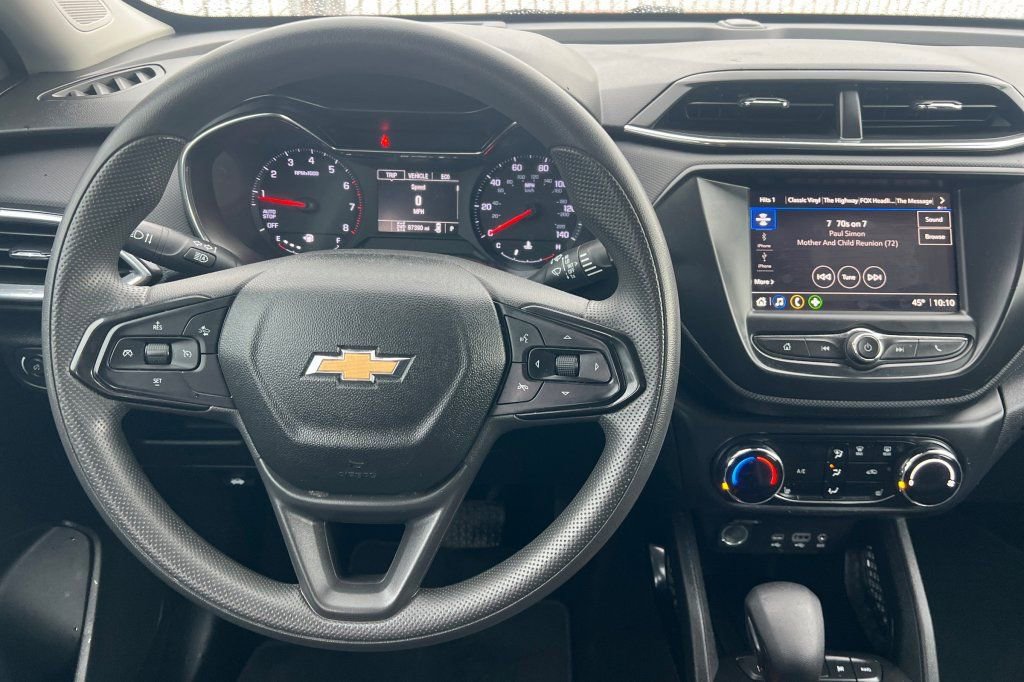 Used 2022 Chevrolet TrailBlazer LT w/ Driver Confidence Package AWD/4WD image 11