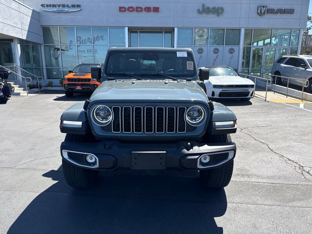 Certified 2025 Jeep Wrangler Unlimited Sahara w/ Safety Group AWD/4WD image 2
