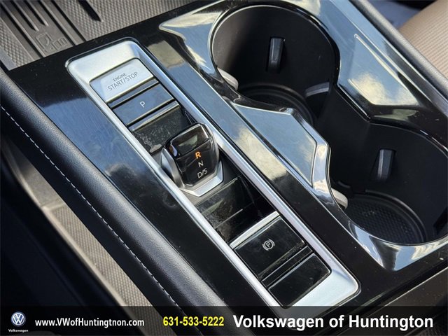 Certified 2025 Volkswagen Atlas SEL image 30