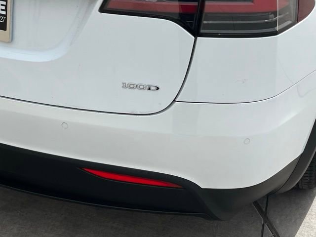 Used 2018 Tesla Model X 100D image 9