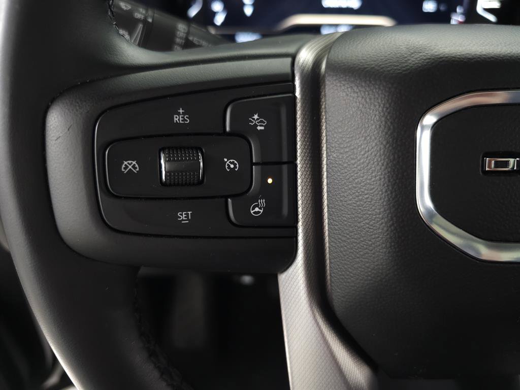 Used 2023 GMC Yukon Denali image 18