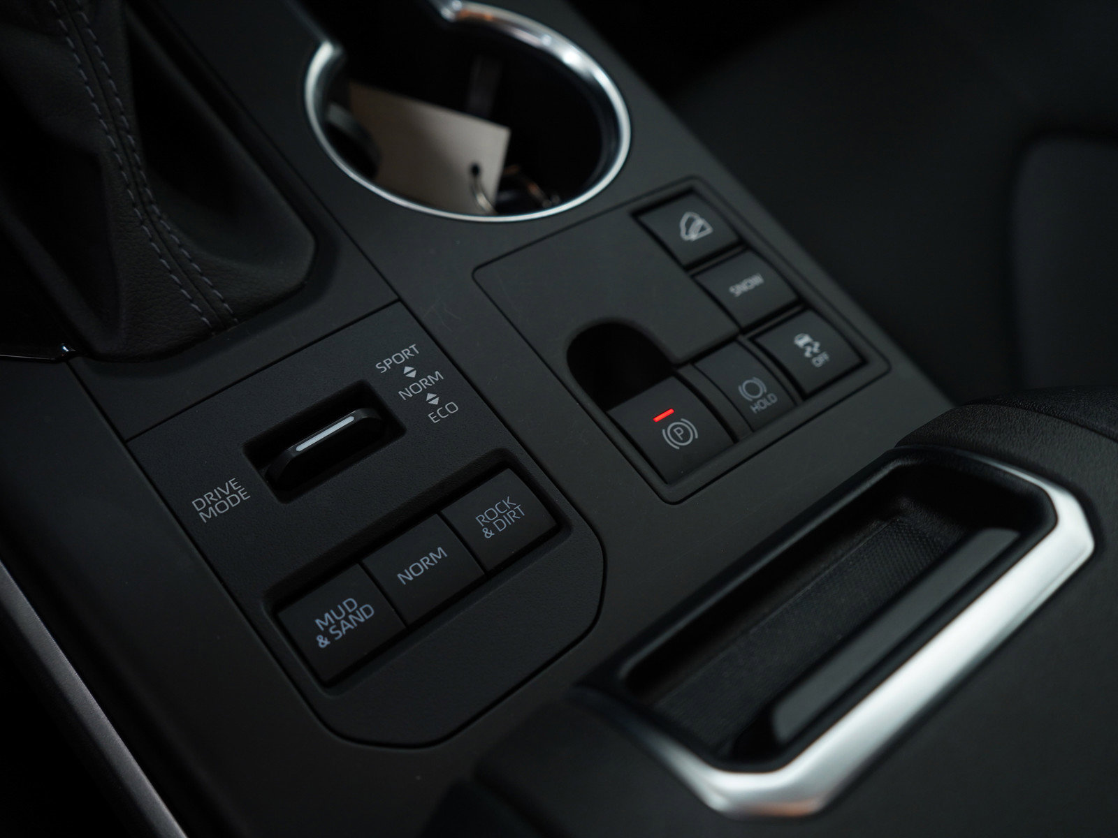 Used 2023 Toyota Highlander XLE image 21