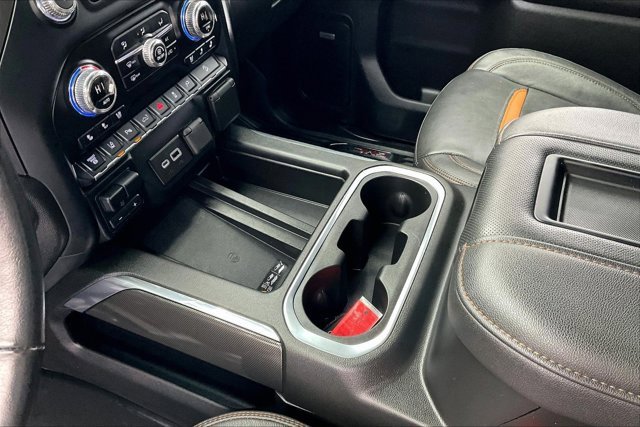 Used 2022 GMC Sierra 2500 AT4 w/ AT4 Premium Plus Package image 17