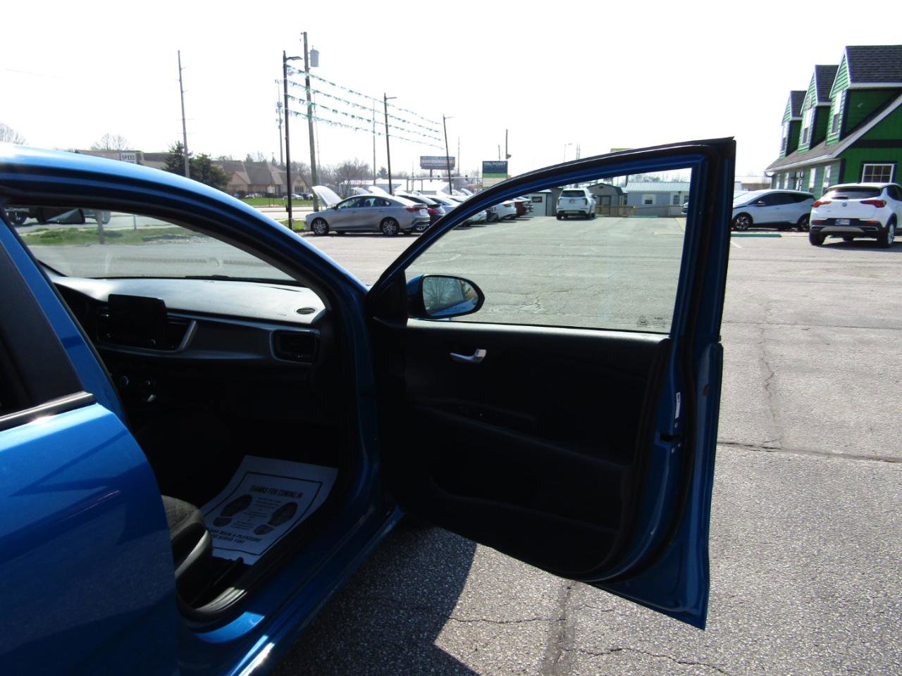Used 2022 Kia Rio S image 21
