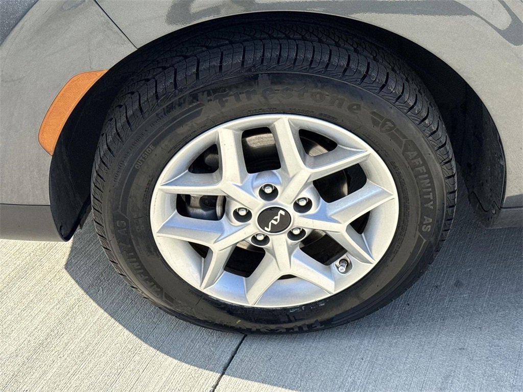 Used 2024 Kia Soul LX w/ Option Group 015 image 28