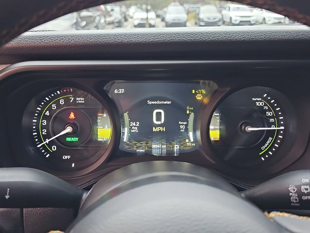 Used 2024 Jeep Wrangler Unlimited image 25