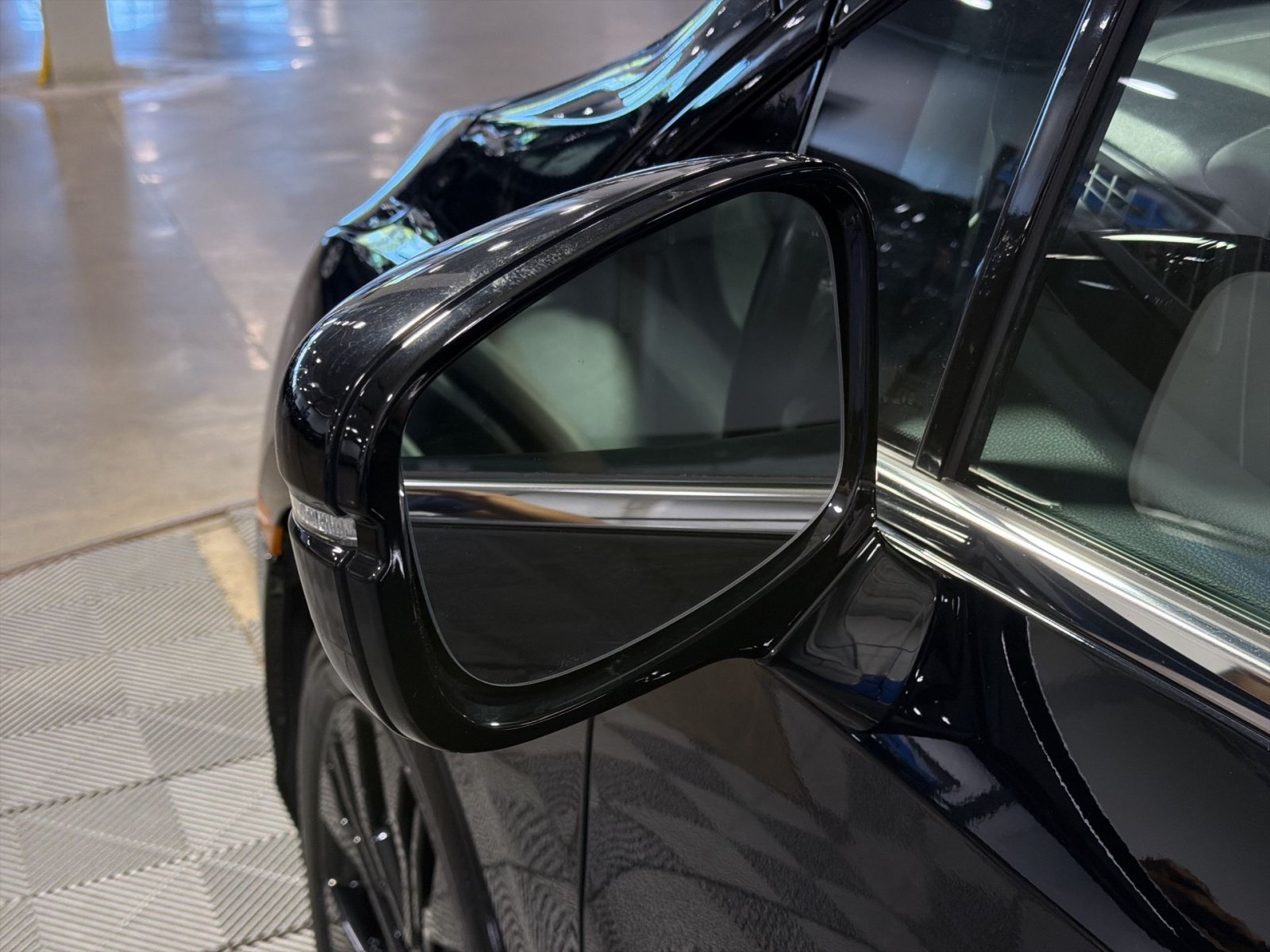 Used 2025 Honda Odyssey Sport-L image 13