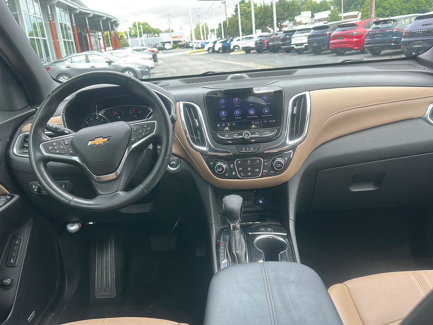 Used 2022 Chevrolet Equinox Premier AWD/4WD image 12