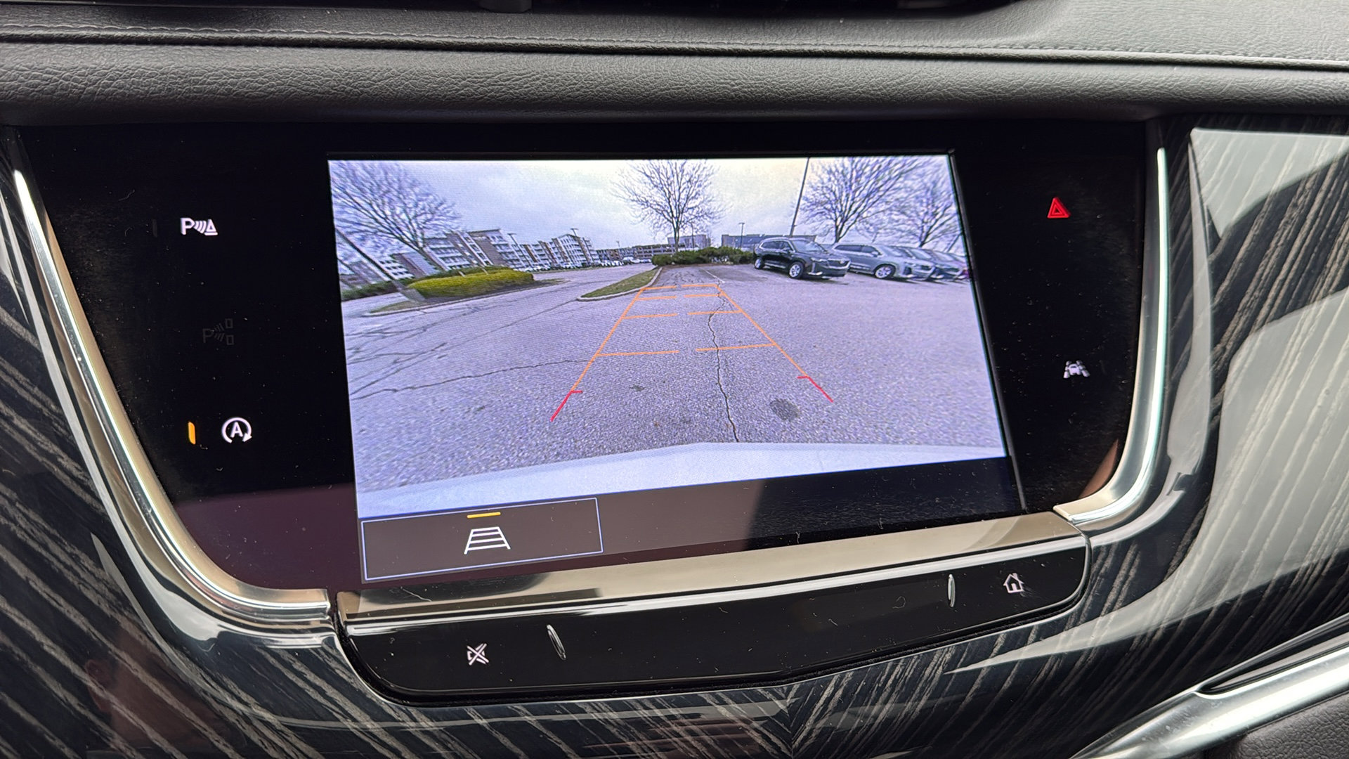 New 2025 Cadillac XT6 Premium Luxury image 21