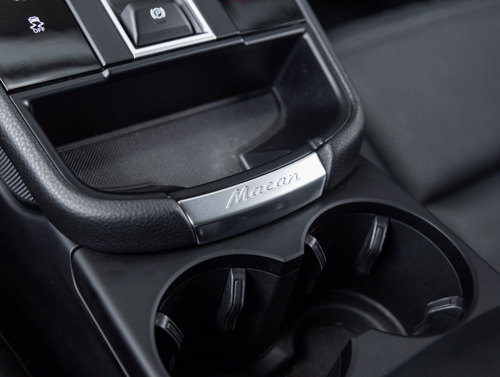 Certified 2023 Porsche Macan S image 27