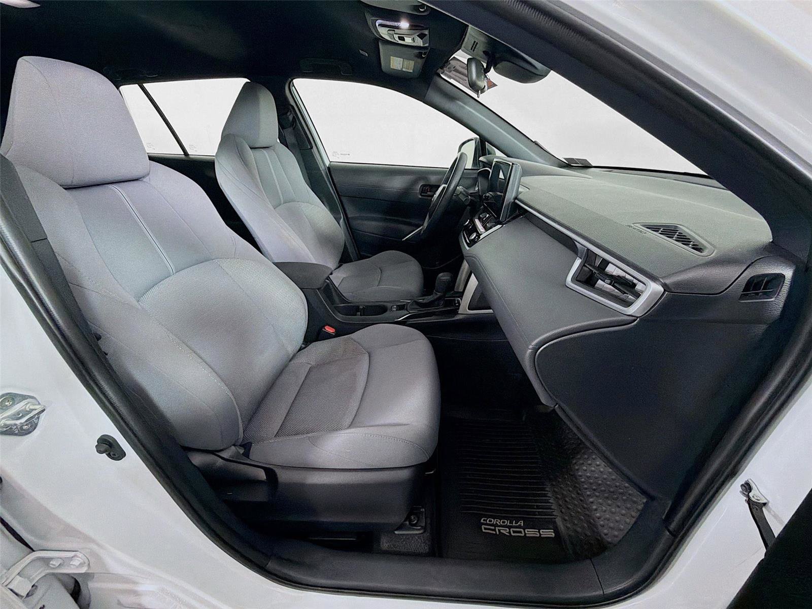 Used 2024 Toyota Corolla Cross S AWD/4WD image 26
