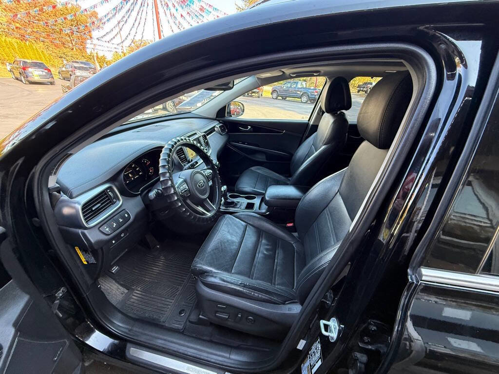 Used 2016 Kia Sorento SX image 9