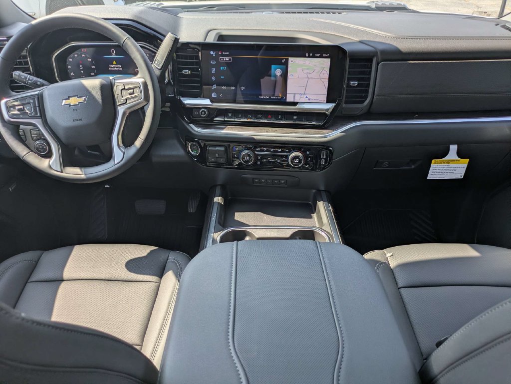 New 2026 Chevrolet Silverado 3500 LTZ w/ LTZ Convenience Package AWD/4WD image 15