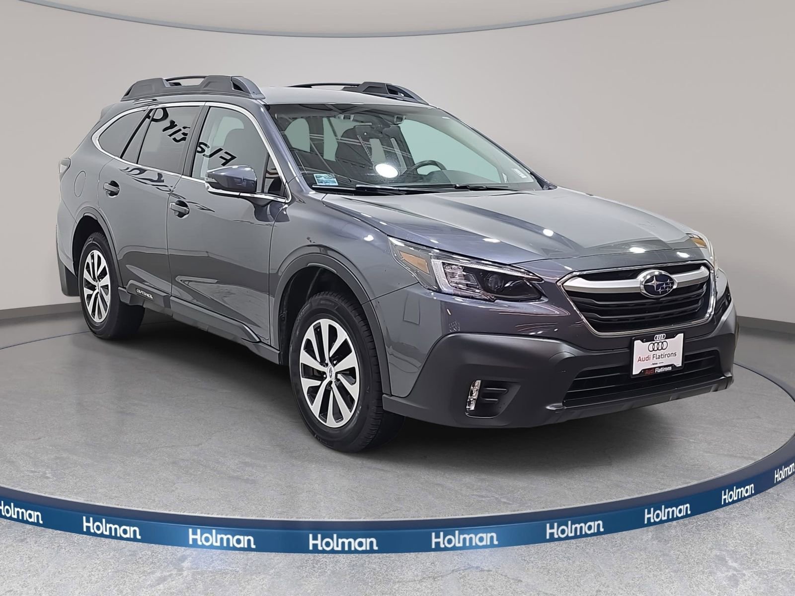 Used 2020 Subaru Outback Premium image 4