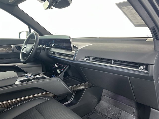 Used 2026 Cadillac Vistiq Luxury image 30