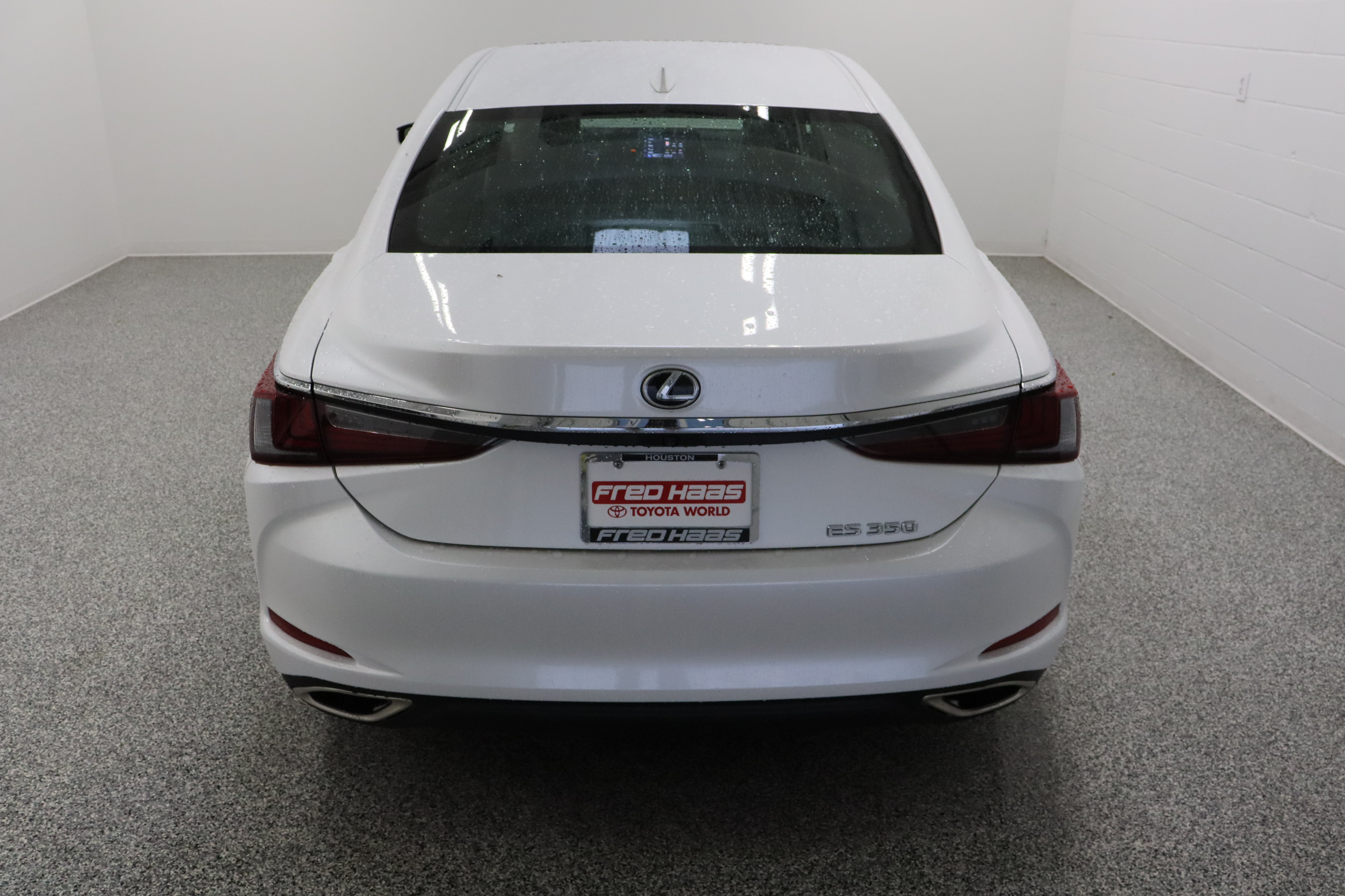 Used 2024 Lexus ES 350 w/ Accessory Package (Z1) FWD image 8