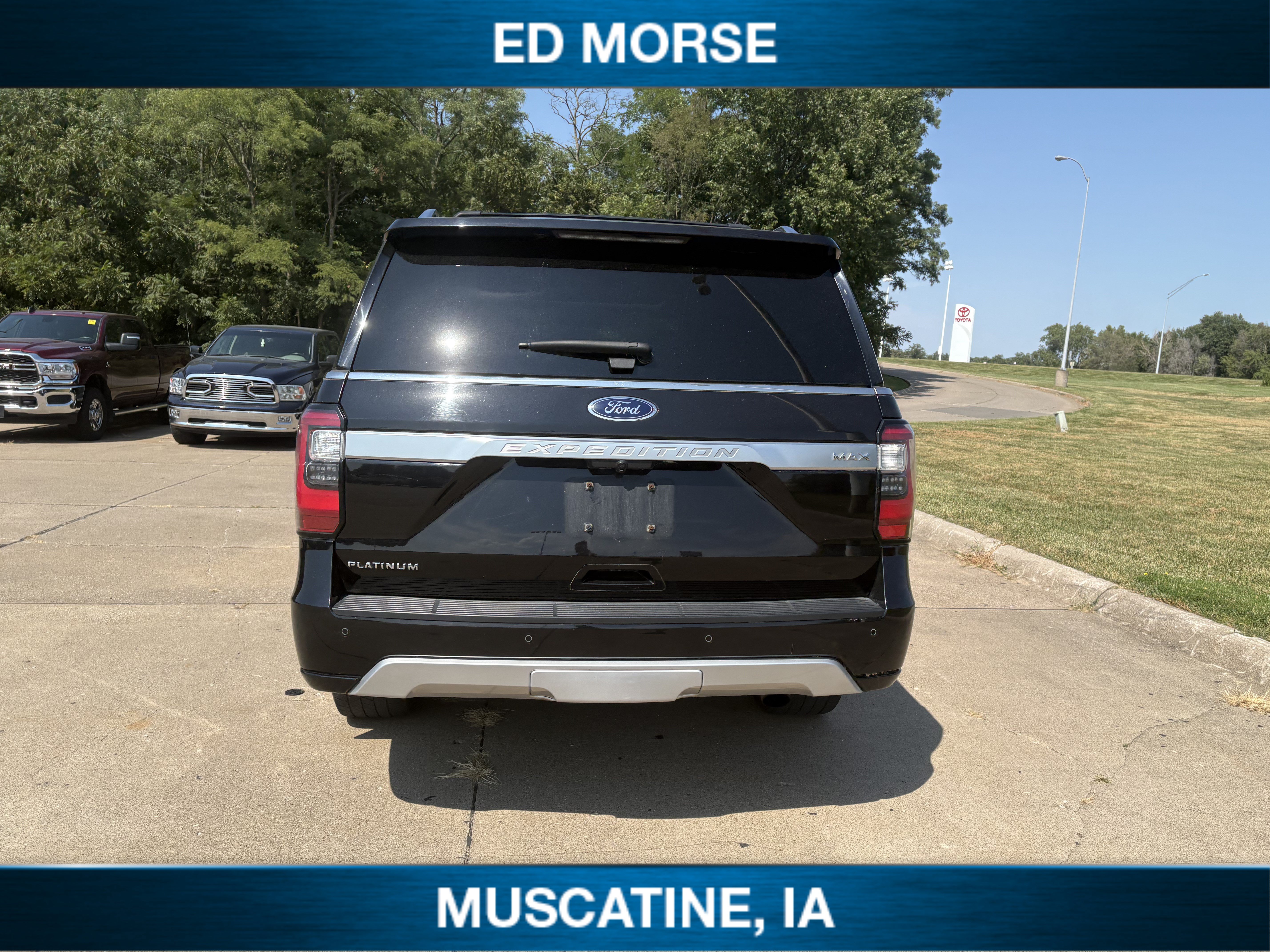 Used 2019 Ford Expedition Max Platinum AWD/4WD image 5