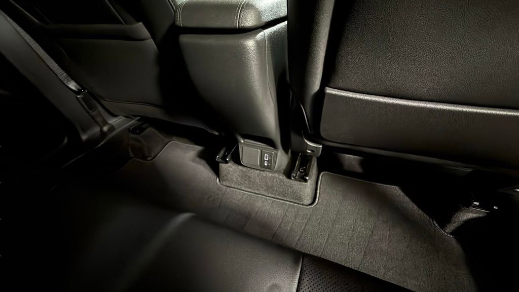 Certified 2024 Buick Encore GX Sport Touring w/ Comfort Package FWD image 30