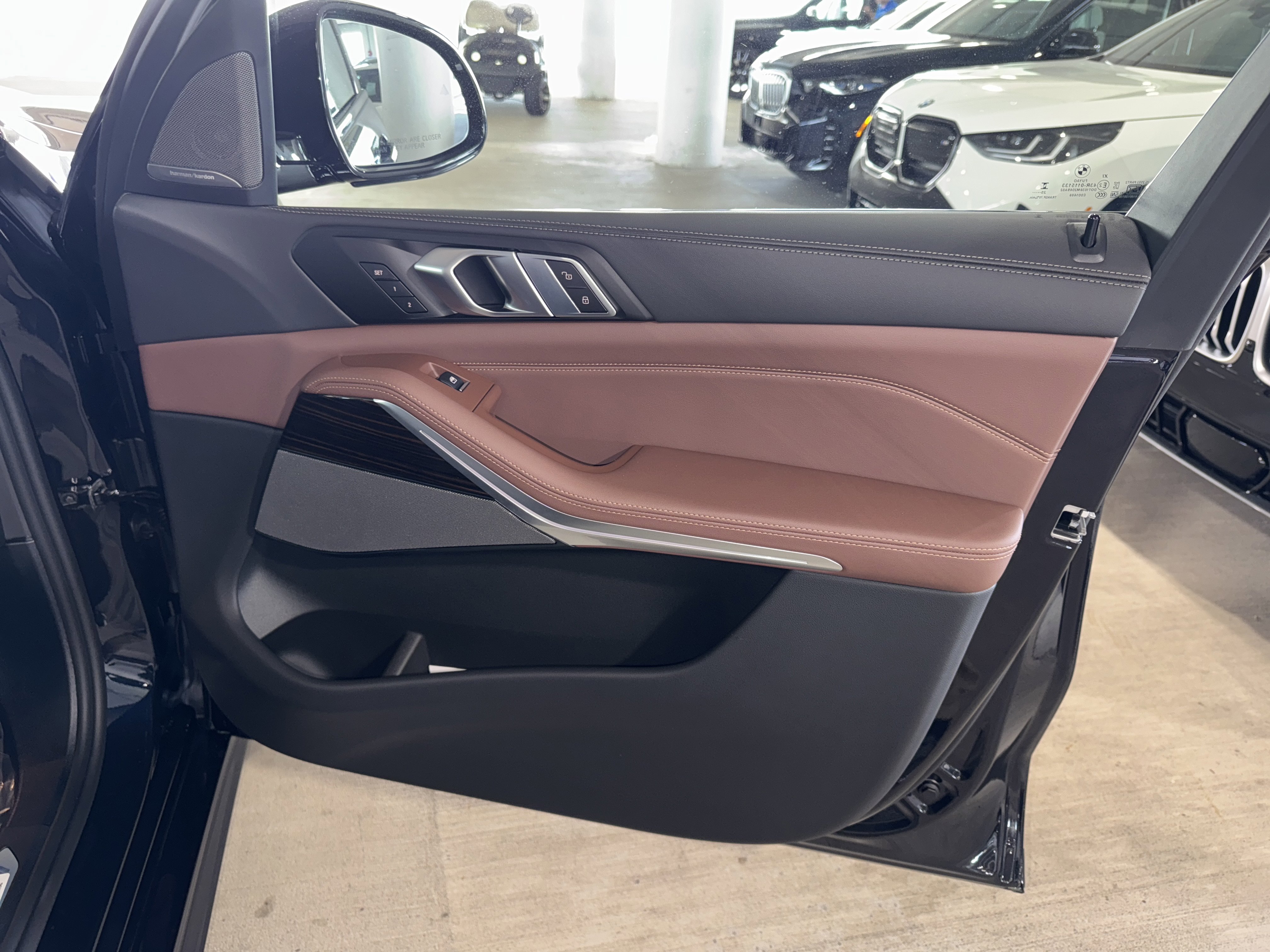 New 2026 BMW X7 xDrive40i w/ M Sport Package image 8