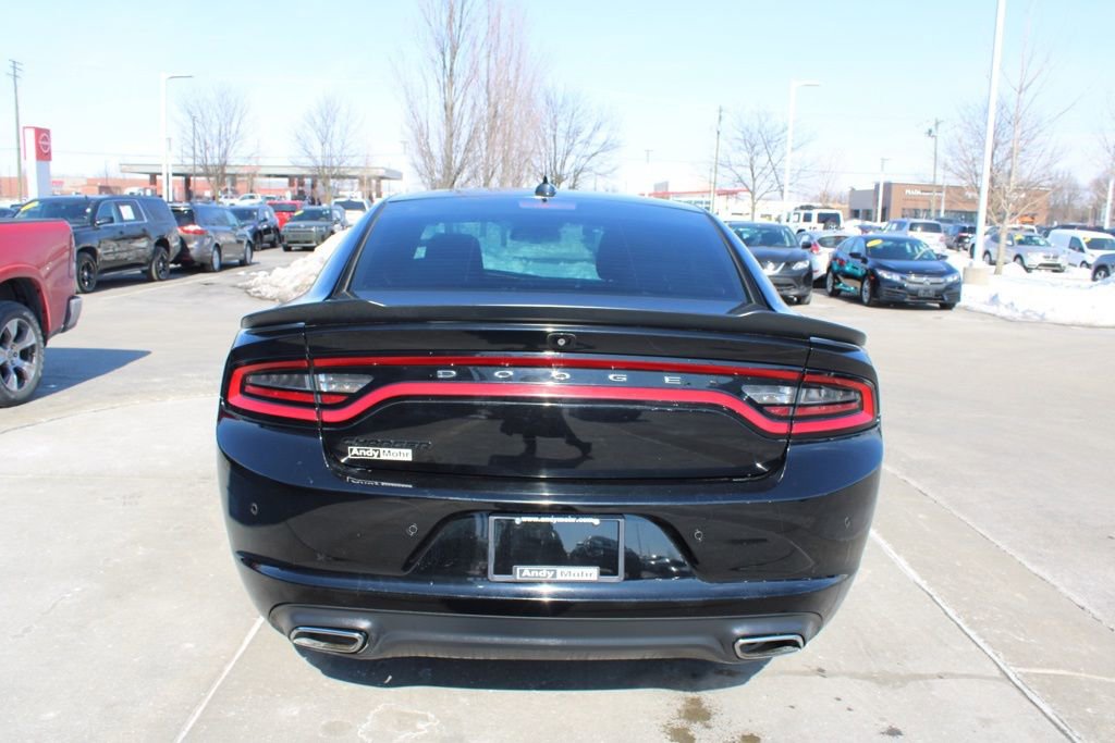 Used 2018 Dodge Charger GT w/ Blacktop Package image 8