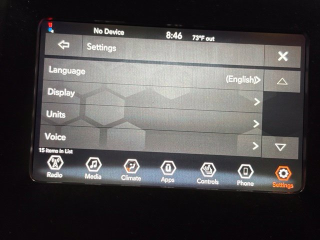 Used 2019 Jeep Cherokee Latitude w/ Cold Weather Group FWD image 36