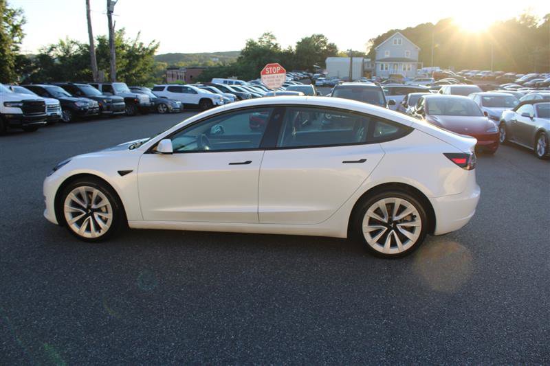 Used 2023 Tesla Model 3 Standard Range RWD image 4