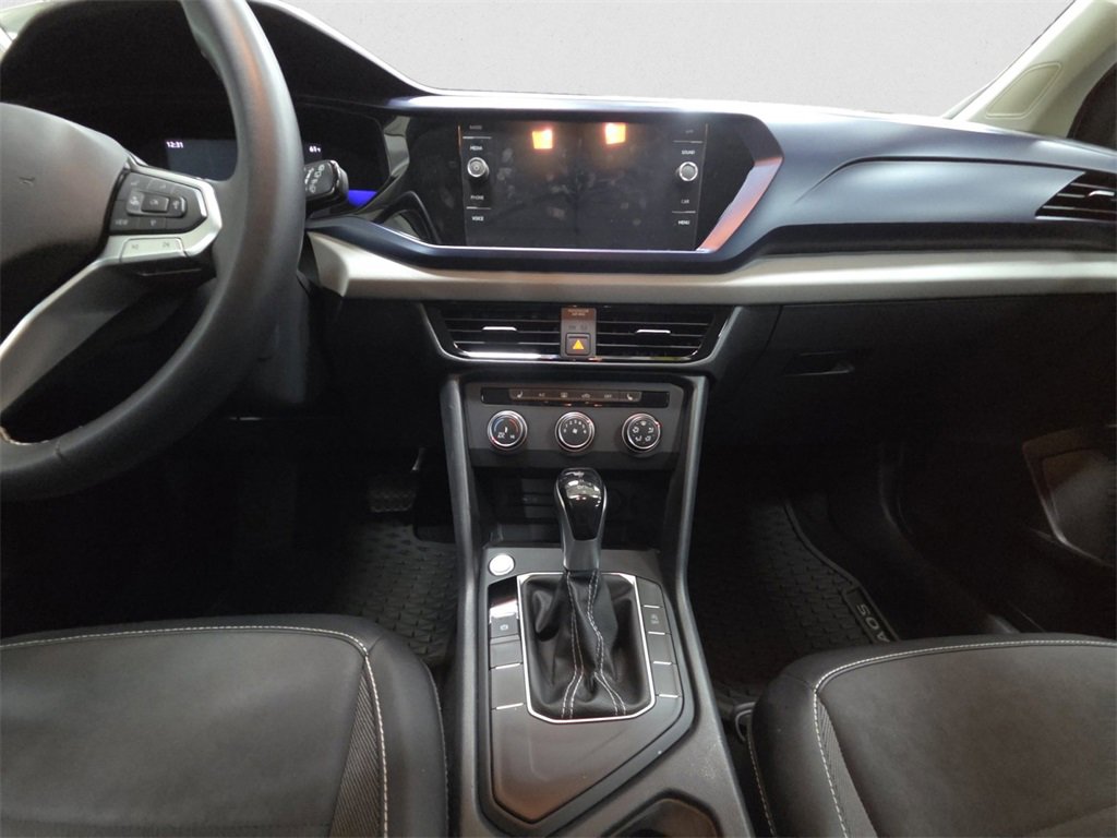 Used 2022 Volkswagen Taos SE image 11