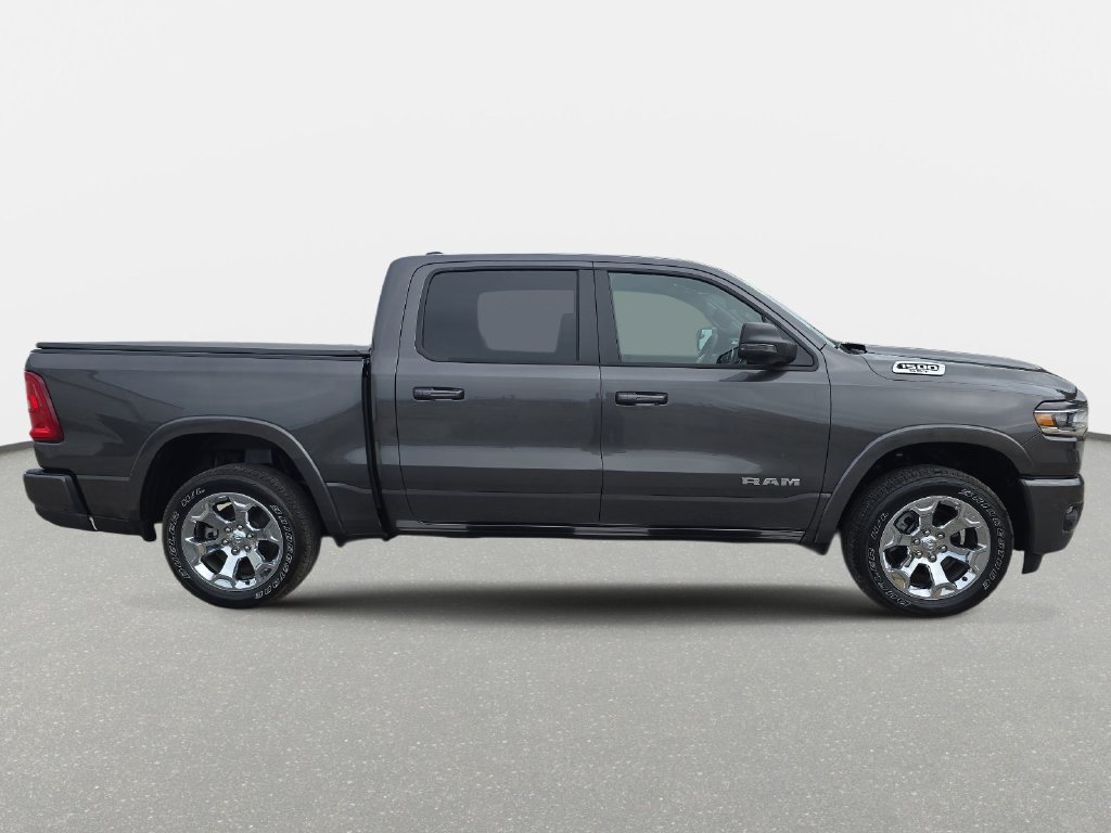 Used 2025 RAM 1500 Big Horn AWD/4WD image 4