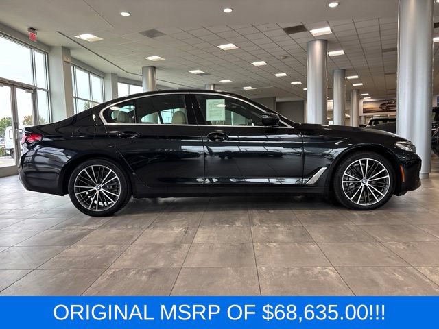 Used 2023 BMW 540i xDrive w/ Premium Package AWD/4WD image 3