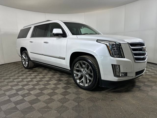 Used 2016 Cadillac Escalade ESV Premium AWD/4WD image 2