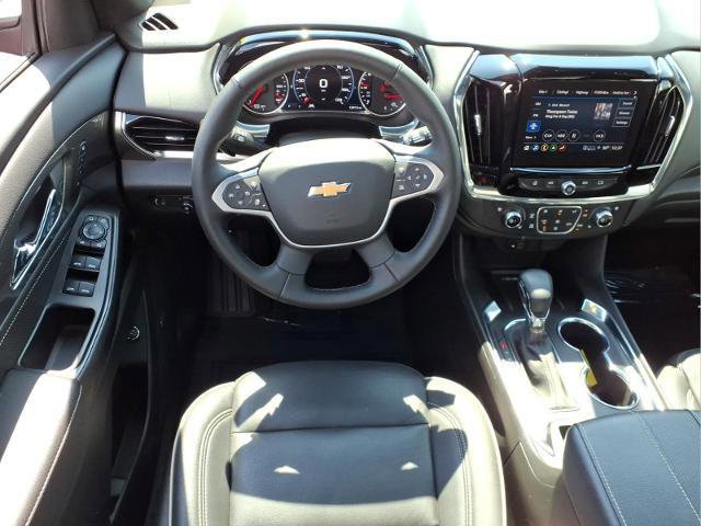 Used 2023 Chevrolet Traverse Premier image 11