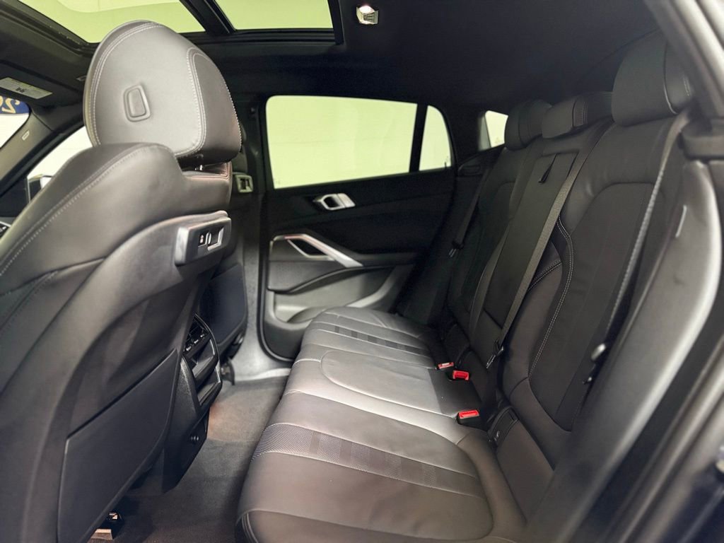 Used 2022 BMW X6 xDrive40i w/ M Sport Package image 20