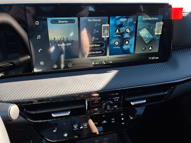 New 2027 Nissan Kicks SR AWD/4WD image 7