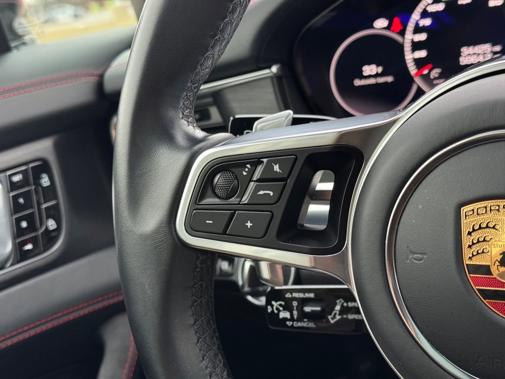 Used 2019 Porsche Panamera GTS image 30