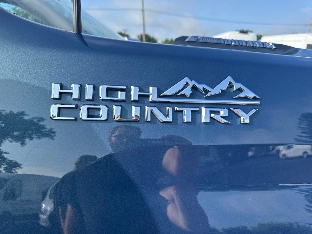 Used 2026 Chevrolet Silverado 2500 High Country w/ Technology Package AWD/4WD image 43