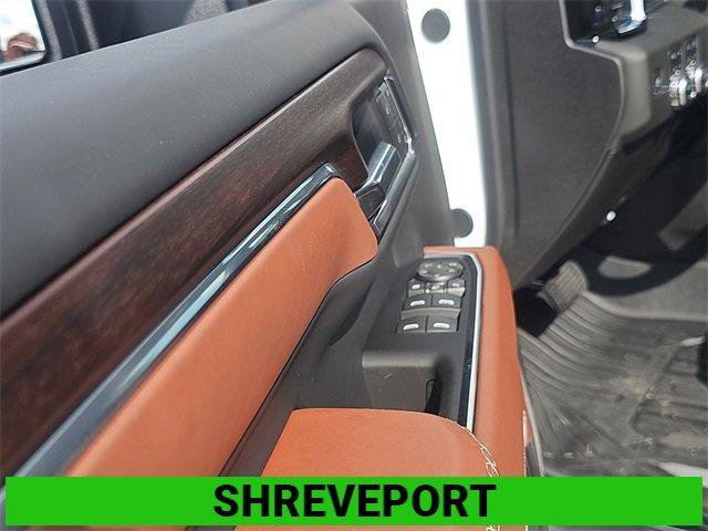 New 2025 GMC Sierra 2500 Denali Ultimate image 12