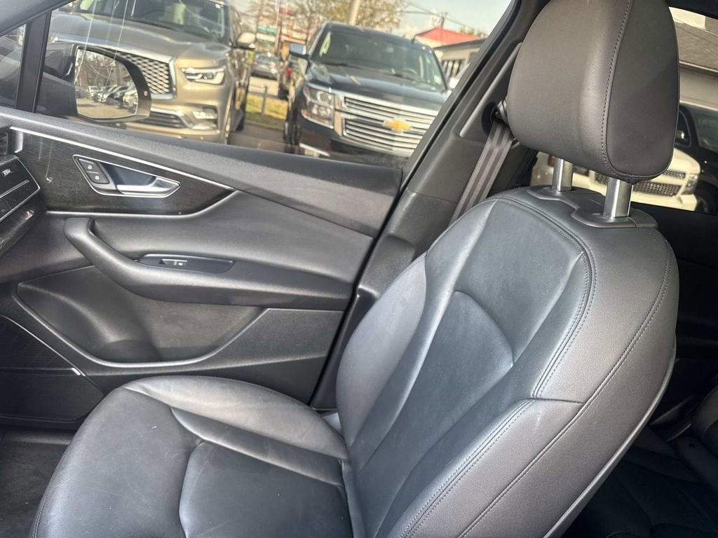 Used 2021 Audi Q7 2.0T Premium Plus w/ Premium Plus Package image 18