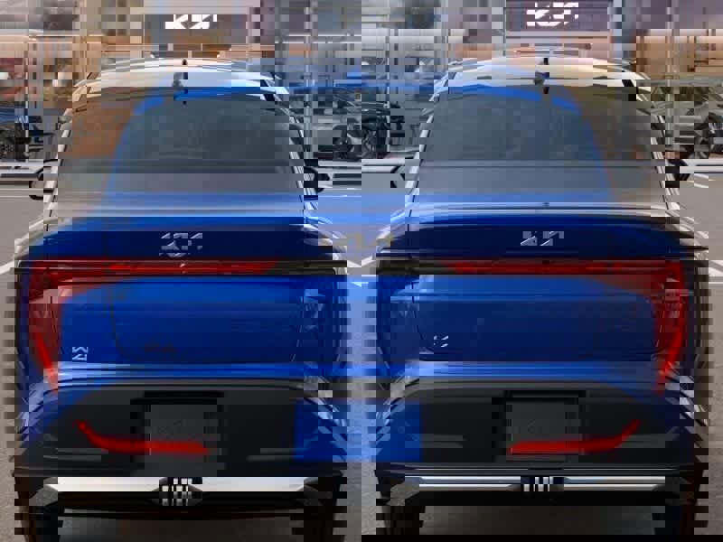 New 2025 Kia K4 LXS image 13