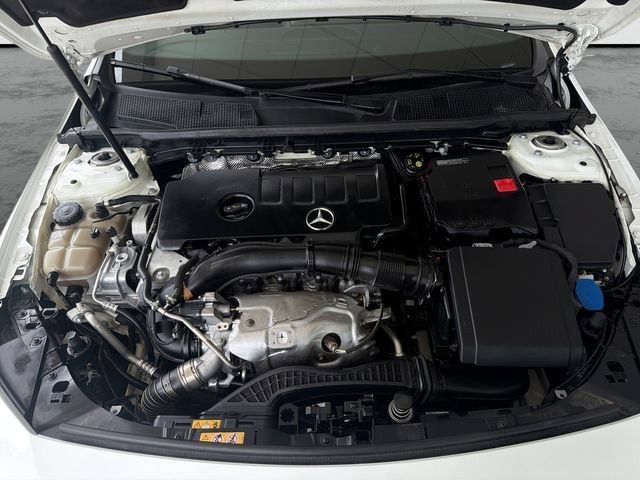 Used 2020 Mercedes-Benz CLA 250 image 25